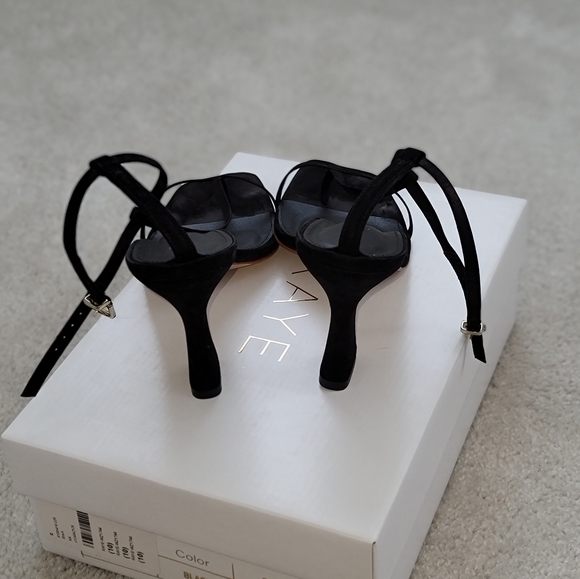 Raye Heels - Picture 4 of 4